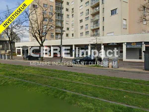 Local commercial 95 m²