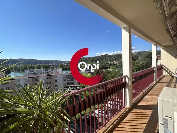 Appartement 3 pièces 84 m²