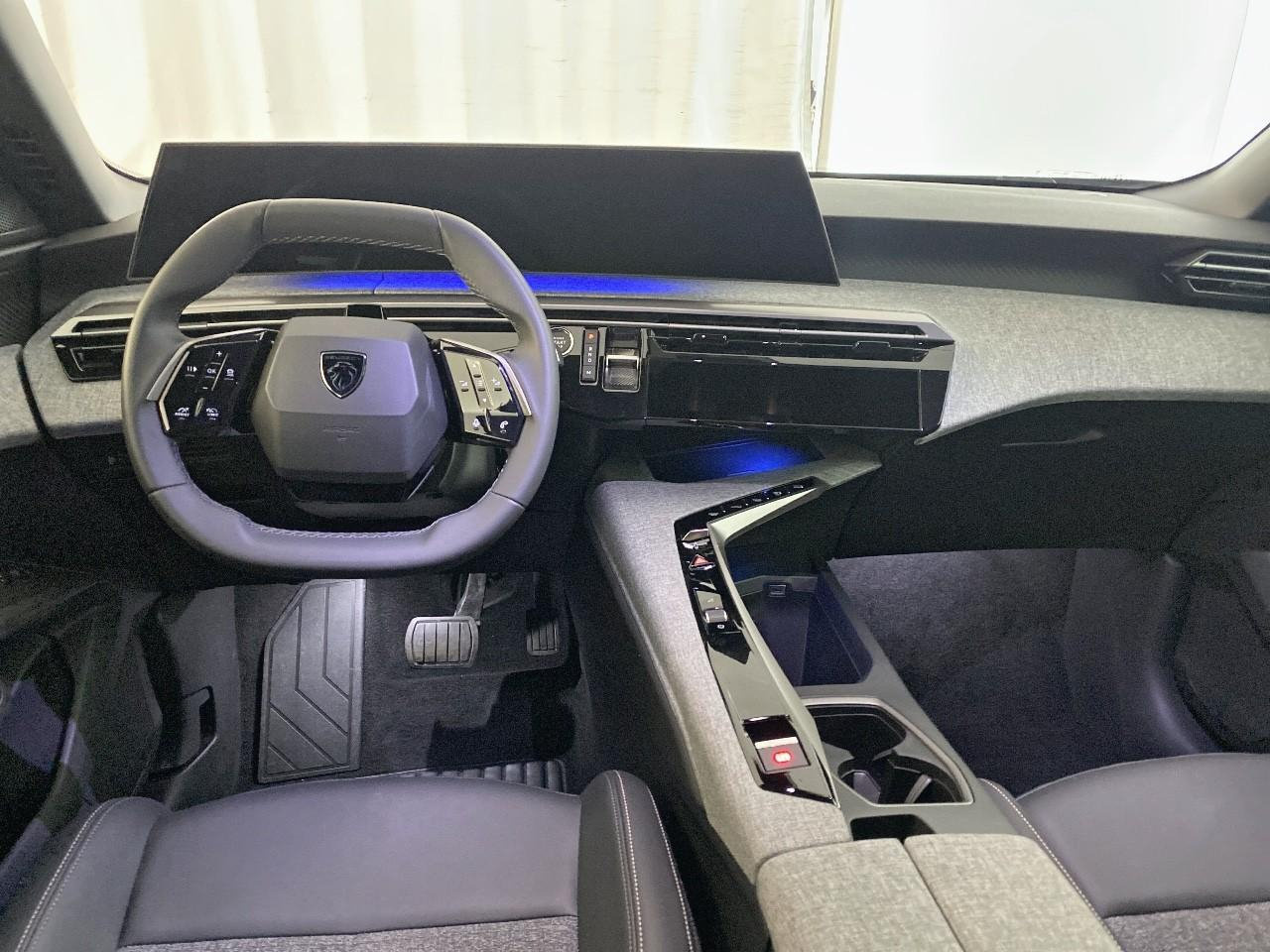 Peugeot 5008 hybrid 145 ch e-dcs6 allure — photo 8