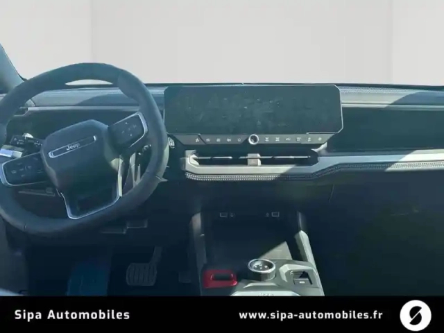 Jeep Compass 157 kw 4x2 — photo 15