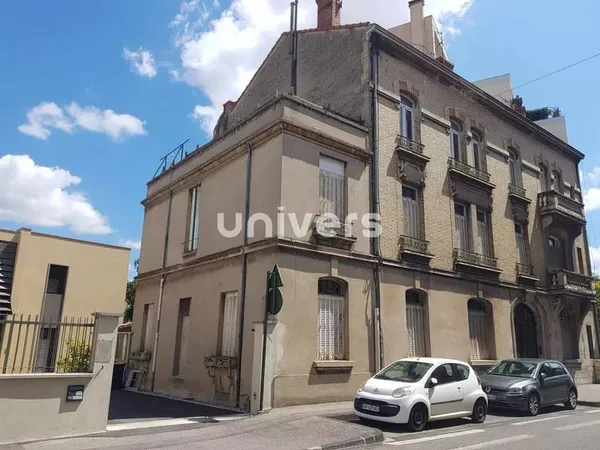 Appartement 2 pièces 87 m²