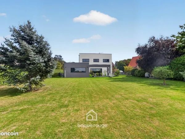 Maison 5 pièces 195 m²