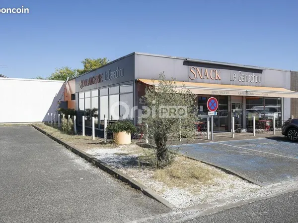 Restauration rapide 173 m²