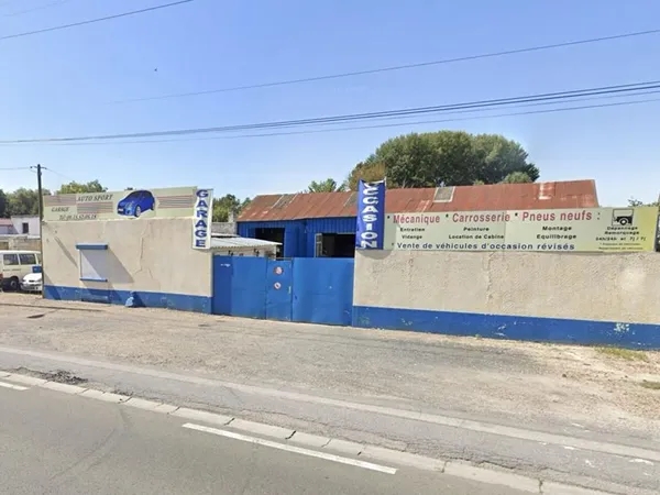 Local industriel 300 m²