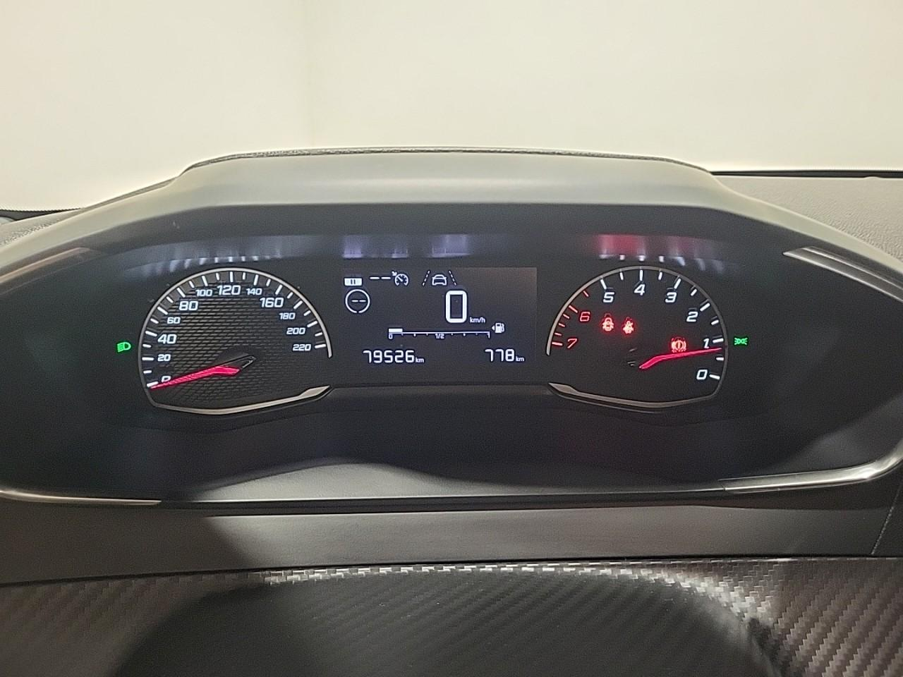 Peugeot 208 puretech 75 s&s bvm5 like — photo 21