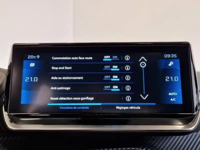 Peugeot 2008 1.2 puretech 130ch s&amp;s gt eat8 — photo 15