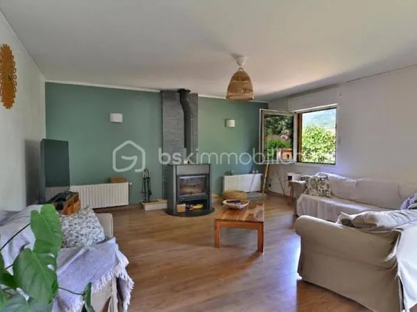 Villa 6 pièces 180 m²