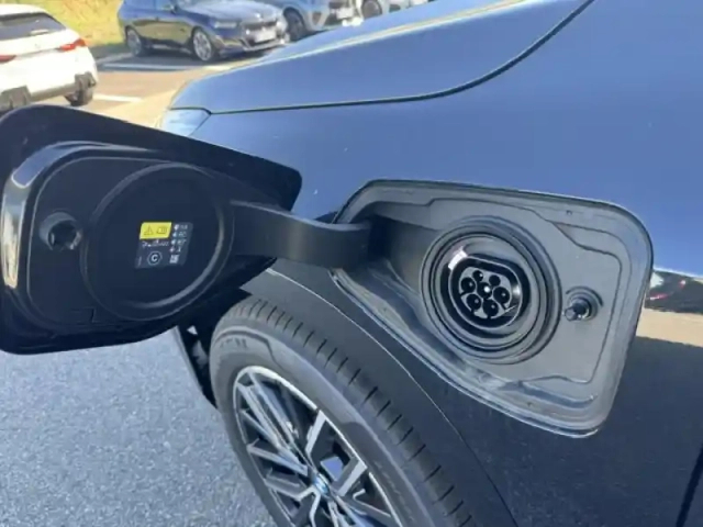 Bmw X1 xdrive25e 245ch m sport — photo 13
