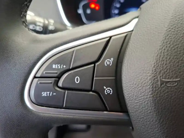 Renault Megane mégane iv berline blue dci 115 — photo 32