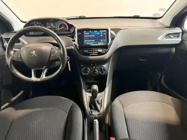 Peugeot 208 1.2  82 style 5 portes gps radar carplay — photo 7