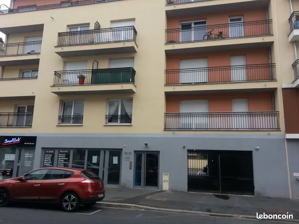 Parking sous-sol résidence sécurisé