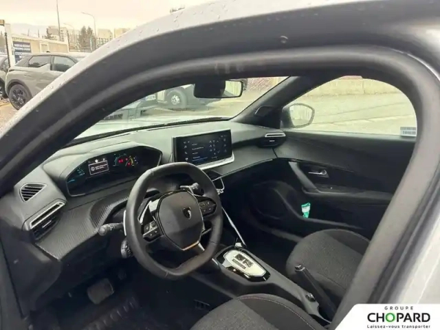 Peugeot 2008 hybrid 136 e-dcs6 — photo 44