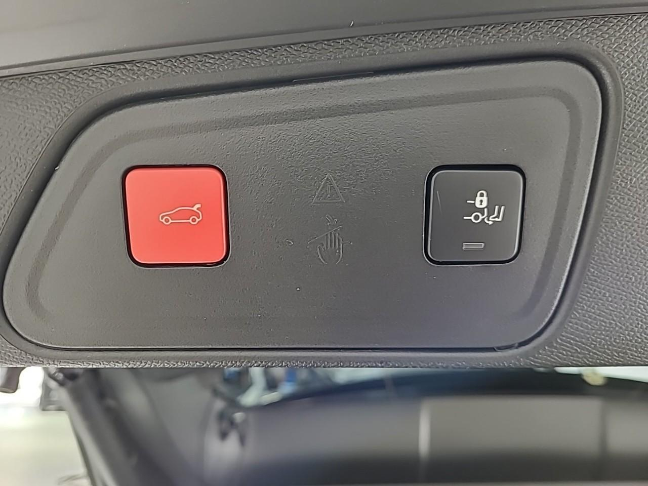 Peugeot 3008 bluehdi 130ch s&s eat8 allure pack — photo 18