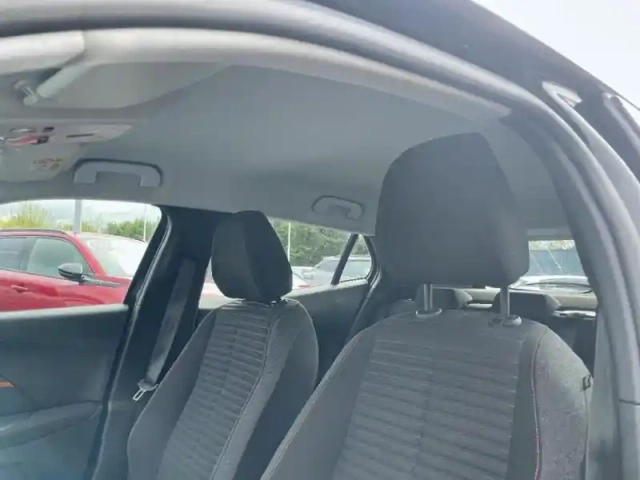 Peugeot 2008 puretech 100 s&amp;s bvm6 active — photo 25