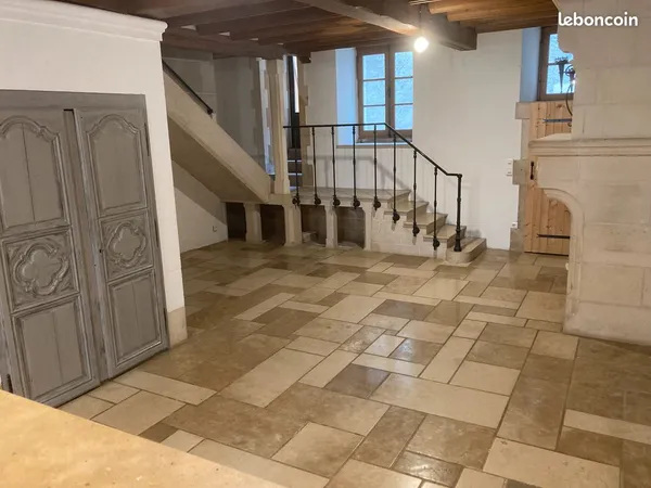 Maison Location Coulanges-la-Vineuse 4p 100m² 765€