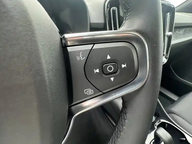 Volvo C40 recharge extended range 252 ch 1edt — photo 36