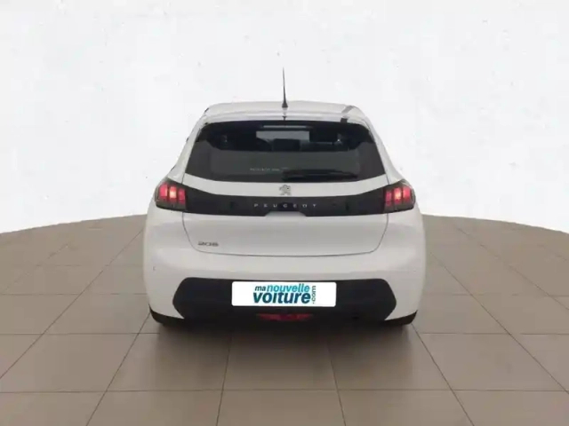 Peugeot 208 puretech 100 s&amp;s bvm6 — photo 5