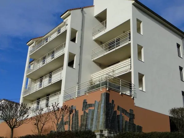 Appartement 4 pièces 96 m²