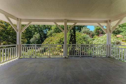 Villa 4 pièces 180 m²