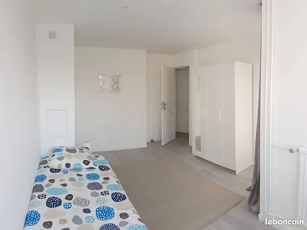 🏡 COLOCATION PREMIUM - Chambre dispo dans un grand appart rénové à Saint-Quentin-en-Yvelines (3)