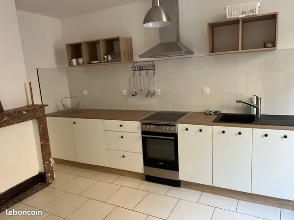 Appartement meublé 80 m² - 2 chambres - RDC - 660 CC