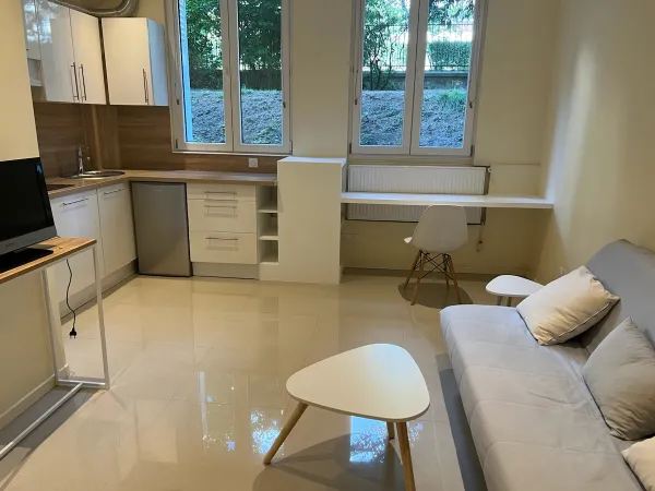 Loue studio Neuilly-sur-Seine 20m²