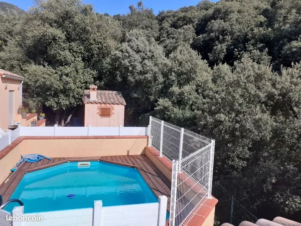 Villa 4 faces , piscine + logement indépendant