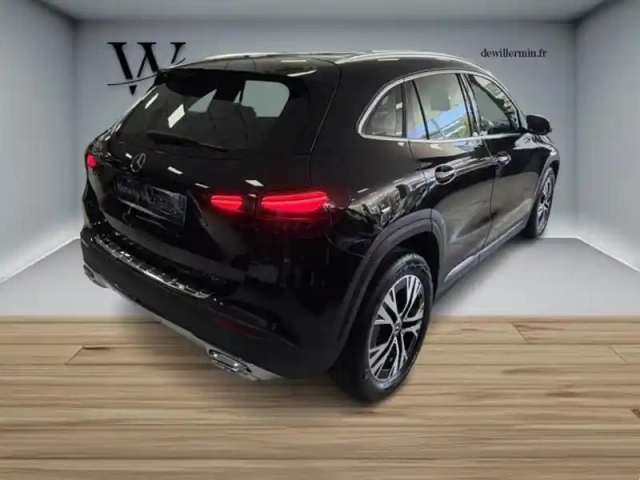 Mercedes Gla 200 d business line — photo 5