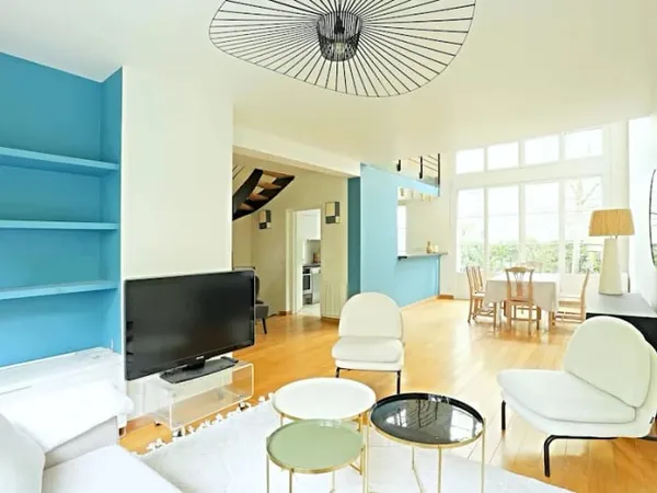 Maison 8 pièces 192 m²