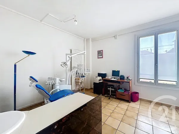 Murs commerciaux 65 m²