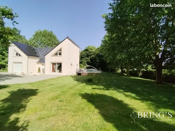 Maison 5 pièces 151 m²