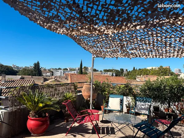 APPARTEMENT STANDING 74m2- Terrasse d'exception 60M2 sans vis-à-vis- Montpellier Centre (Tram Voltai