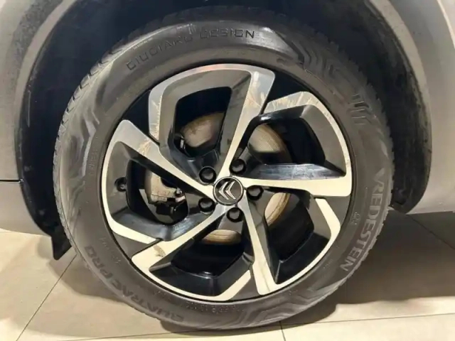 Citroën C5 Aircross puretech 130ch s&amp;s c-series eat8 — photo 12