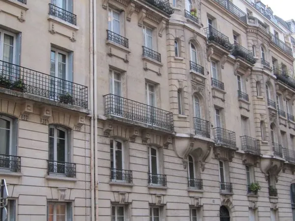 Location d'un appartement de 3 pièces à proximité de la place de la Nation à Paris