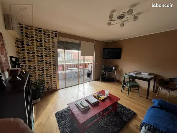 Studio 1 pièce 33 m²