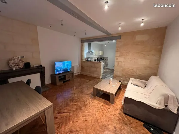 Appartement 70m2 entièrement rénové à Pauillac