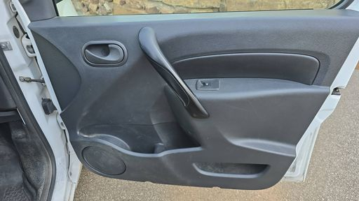 Renault Kangoo 1.5 Blue dCi 115 - Extra R-Link – 2020 – 119000 km – Diesel – Boîte Manuelle — photo 27