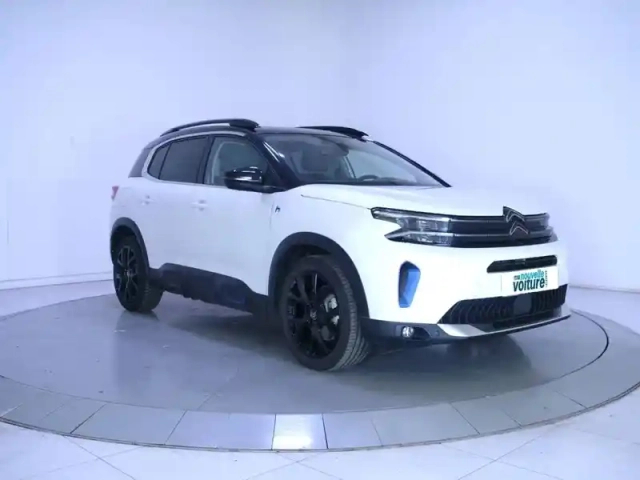 Citroën C5 Aircross hybride rechargeable 225 e-eat8 — photo 23