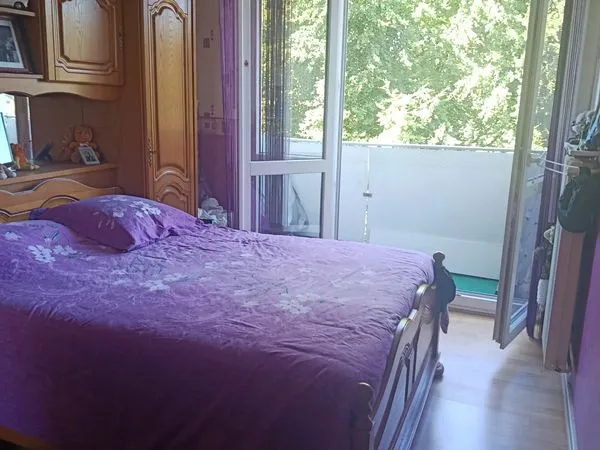 Appartement T3 lumineux de 65 m² avec balcon - Entièrement rénové