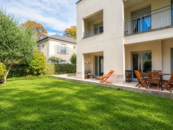 Appartement Maisons Laffitte 5 pièce(s) 100 m2