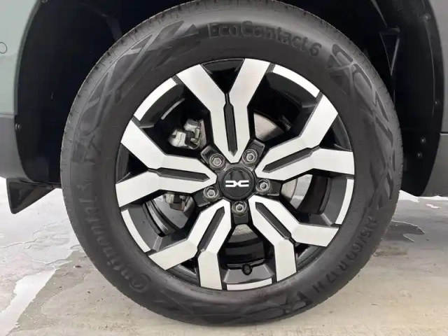 Dacia Duster eco-g 100 4x2 — photo 29