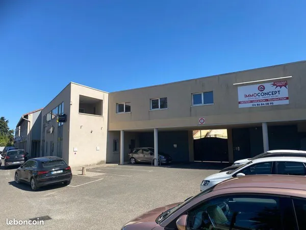 Loue bureau 60 m2 Agroparc