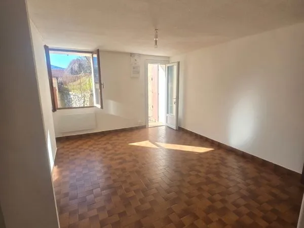 Investissement locatif - Studio 26 m² + box - Digne-les-Bains