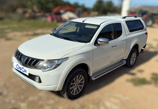 Mitsubishi L200 2.4 DI-D 181 4WD - Intense Connect – 2018 – 165157 km – Diesel – Boîte Manuelle — photo 4