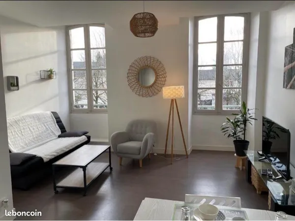 T2 lumineux 39 m² Centre-Ville Pau - Calme & Rénové (DPE C)