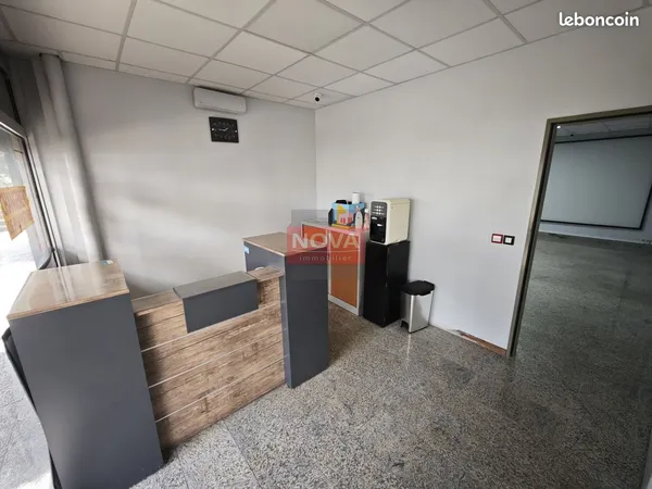 Local 42 m² Sarcelles