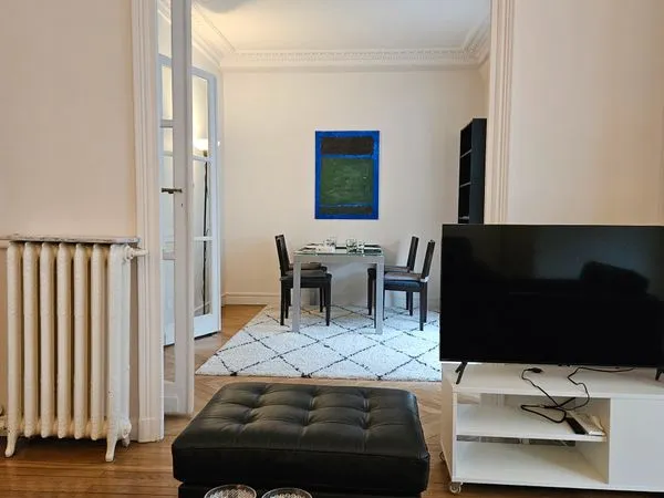 3 pièces 1 chambre, clair et calme, 75m², Paris 15e, métros Volontaires et Pasteur