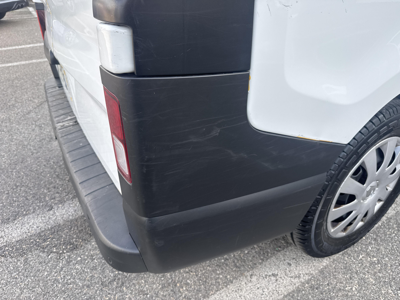 Renault TRAFIC FGN L1H1 1200 KG DCI 145 ENERGY E6 — photo 27