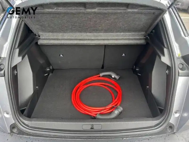 Peugeot 2008 electrique 136 ch — photo 6