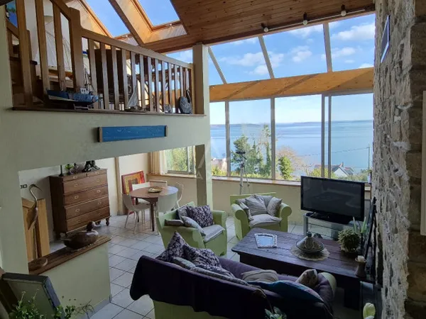 Maison 8 pièces 130 m²